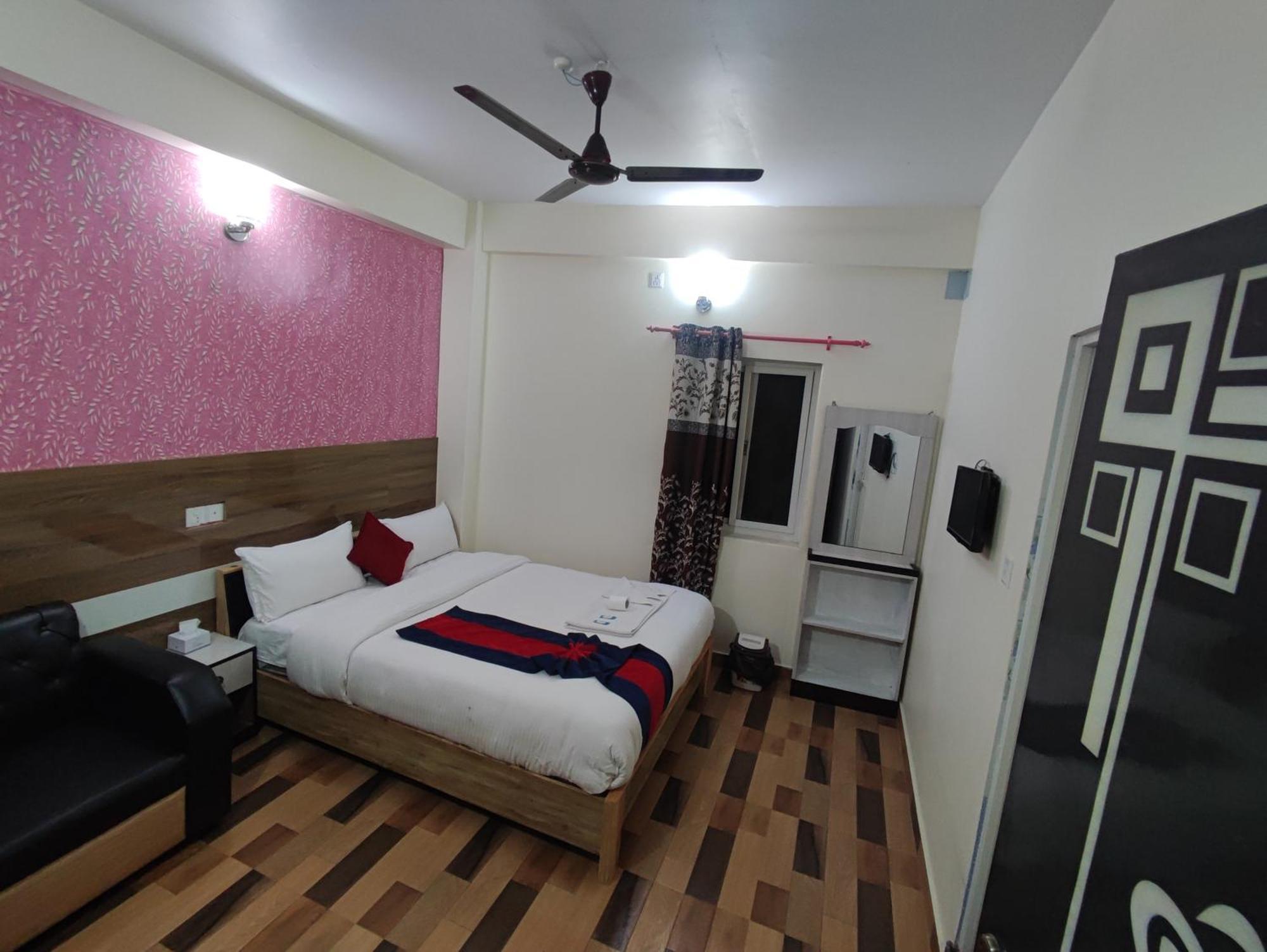 Hotel Kajiinn Покхара Экстерьер фото